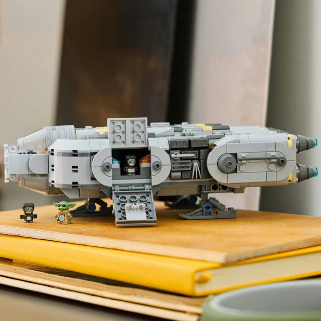 Anzellan Starship