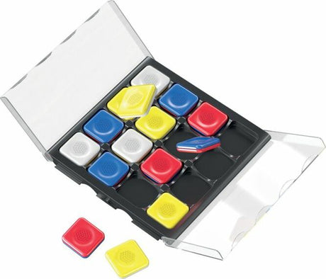 Rubik's Flip Pack N Go Game