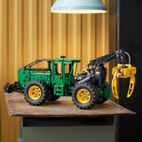 LEGO® Technic: John Deere 948L-II Skidder