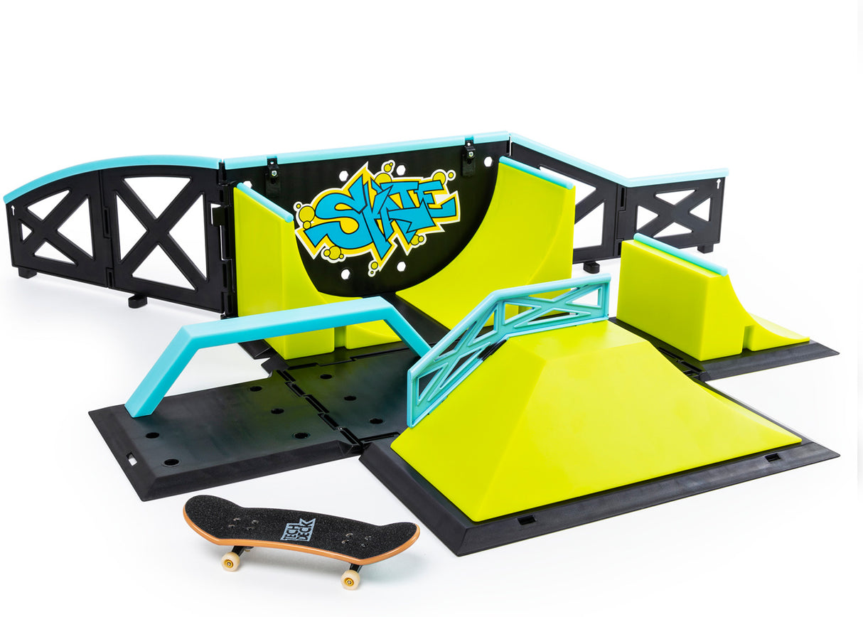 Tech Deck Transforming SK8 Container Pro Playset